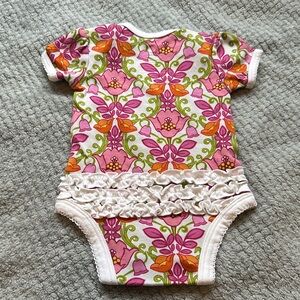 🌲 Floral Pink and Orange Vera Bradley Baby Onsie